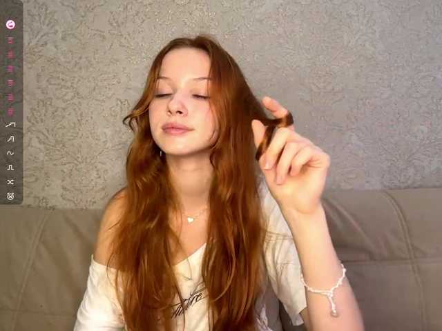MagdaReino live cam preview