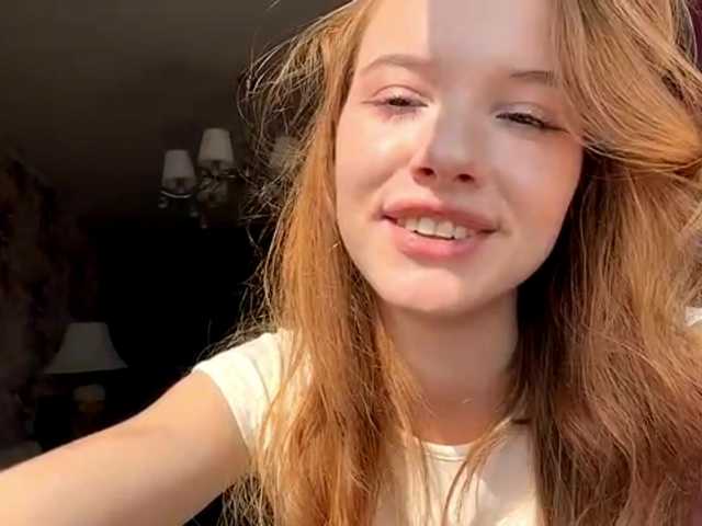 MagdaReino live cam on BongaCams