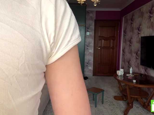MagdaReino live cam on BongaCams