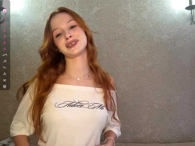 MagdaReino live cam on BongaCams