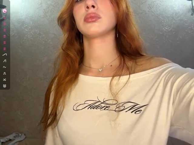 MagdaReino live cam on BongaCams