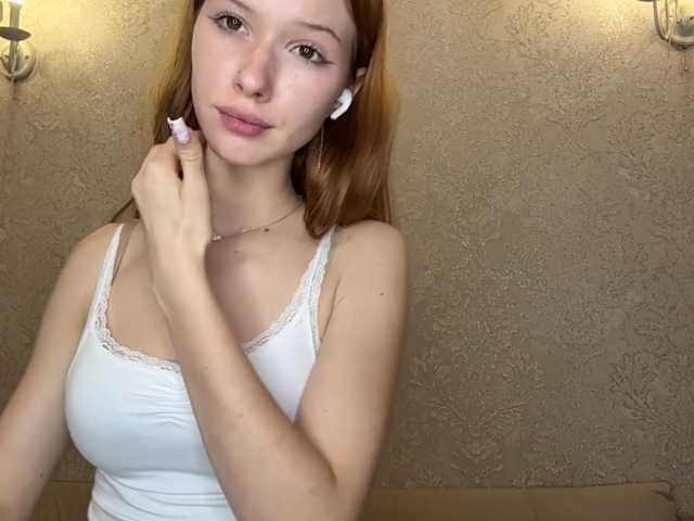 MagdaReino live cam on BongaCams