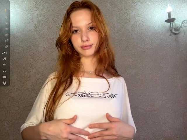 MagdaReino live cam on BongaCams