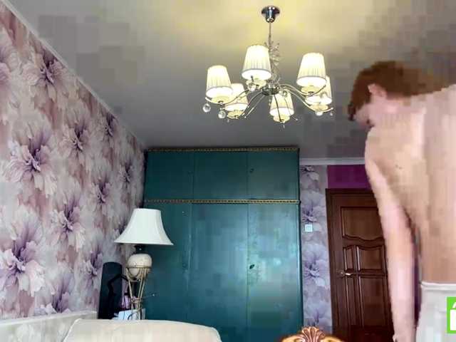 MagdaReino live cam on BongaCams