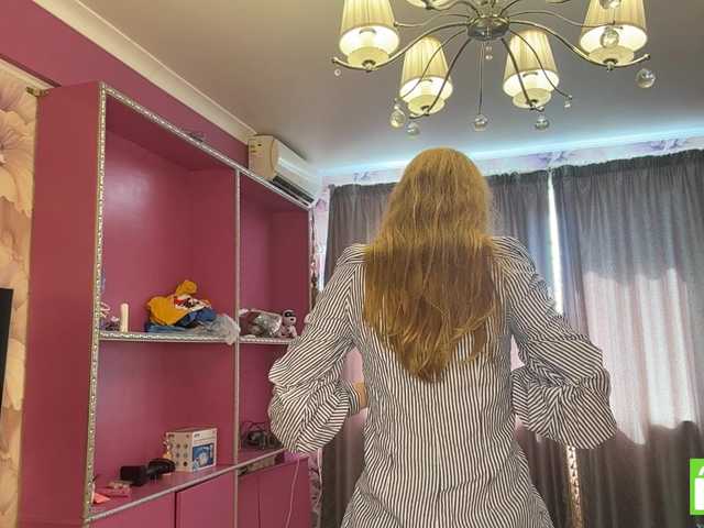 MagdaReino live cam on BongaCams