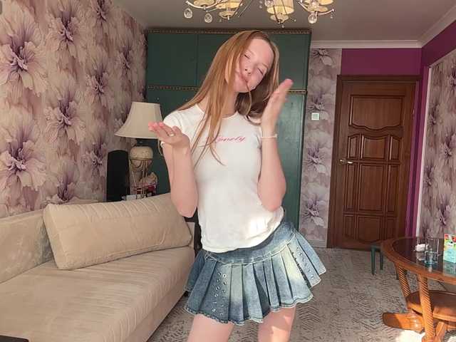 MagdaReino live cam on BongaCams