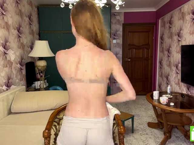 MagdaReino live cam on BongaCams