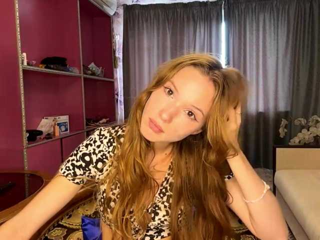 MagdaReino live cam on BongaCams