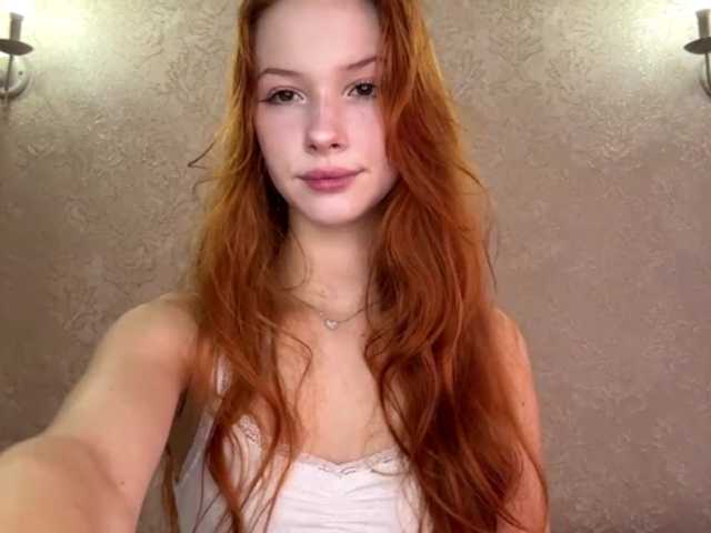 MagdaReino live cam on BongaCams