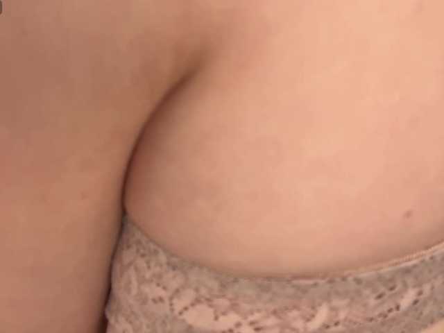 MagdaReino live cam on BongaCams
