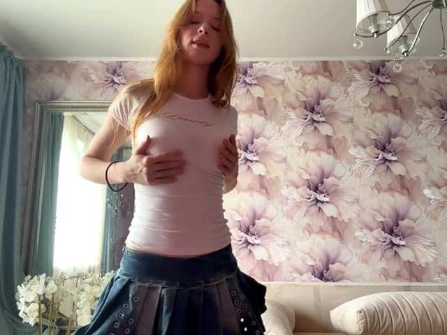 MagdaReino live cam on BongaCams