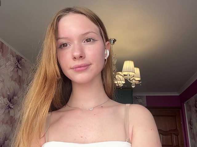 MagdaReino live cam on BongaCams