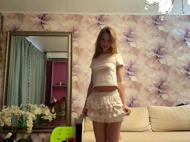 MagdaReino live webcam show