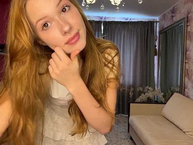 MagdaReino live cam on BongaCams