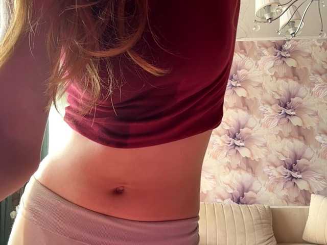 MagdaReino live cam on BongaCams