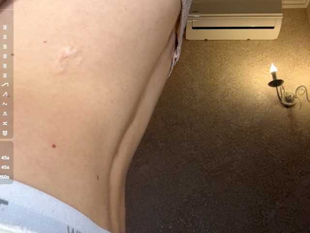 MagdaReino live cam on BongaCams