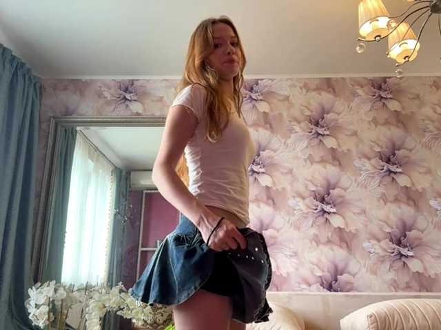 MagdaReino live cam on BongaCams