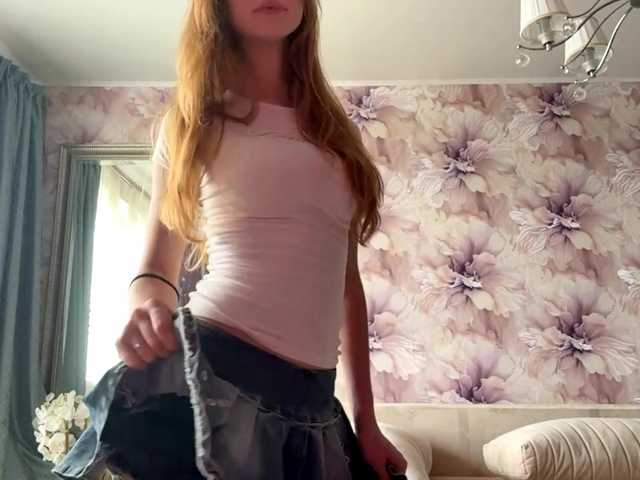 MagdaReino live cam on BongaCams