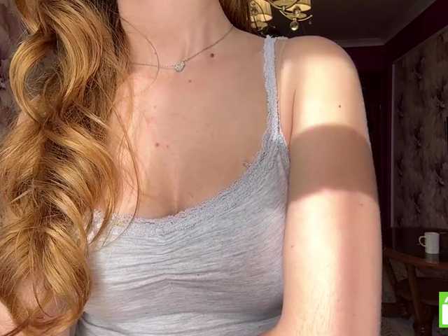 MagdaReino live cam on BongaCams