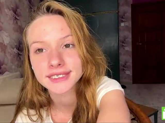 MagdaReino live cam on BongaCams