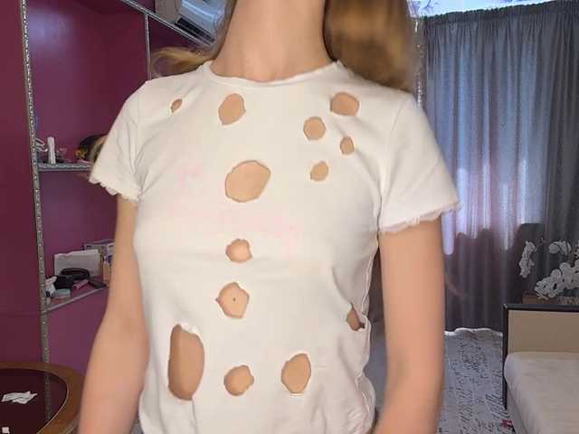 MagdaReino live cam on BongaCams