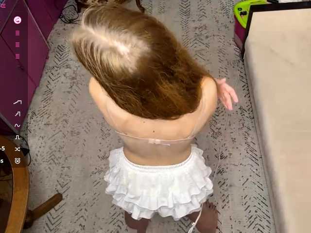 MagdaReino live cam on BongaCams
