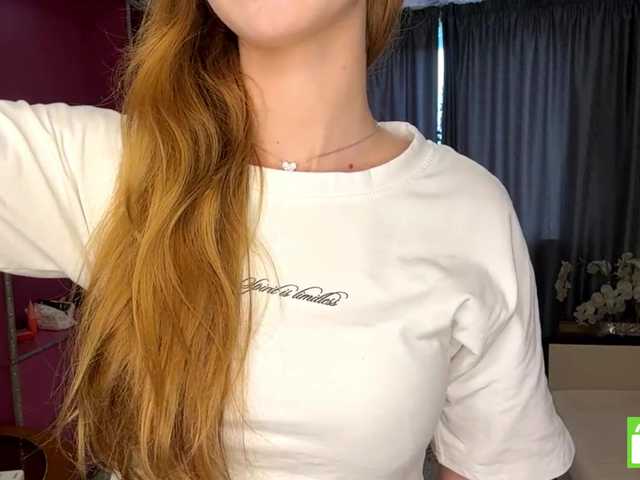 MagdaReino live cam on BongaCams