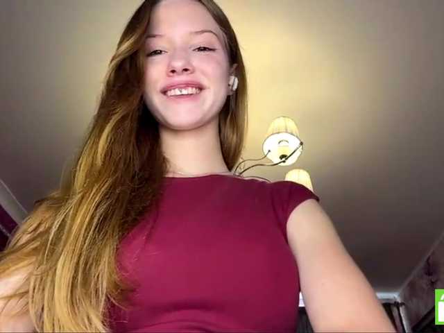 MagdaReino live cam on BongaCams
