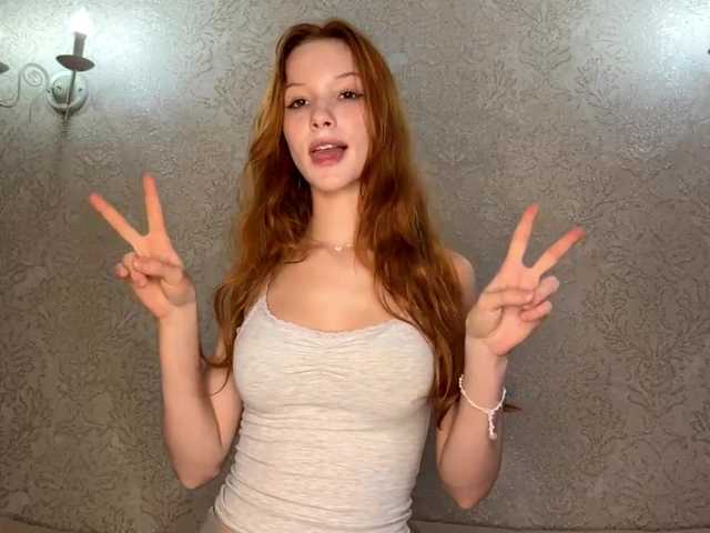 MagdaReino live cam on BongaCams