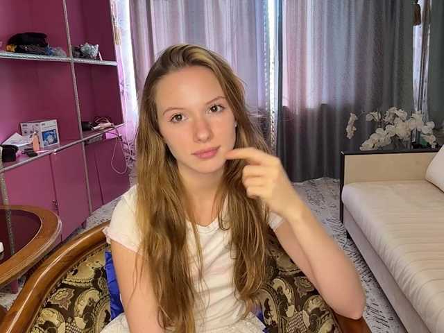 MagdaReino live cam on BongaCams