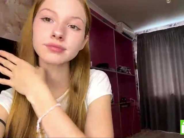 MagdaReino live cam on BongaCams