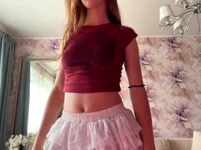 MagdaReino live cam on BongaCams