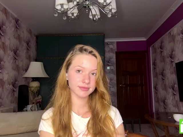 MagdaReino live cam on BongaCams