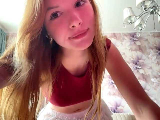 MagdaReino live cam on BongaCams