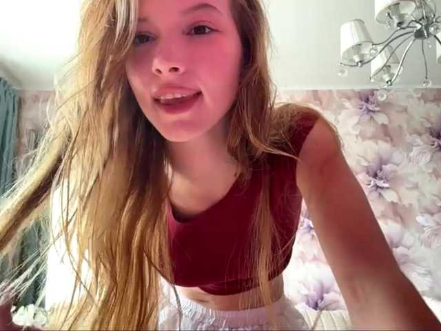 MagdaReino live cam on BongaCams