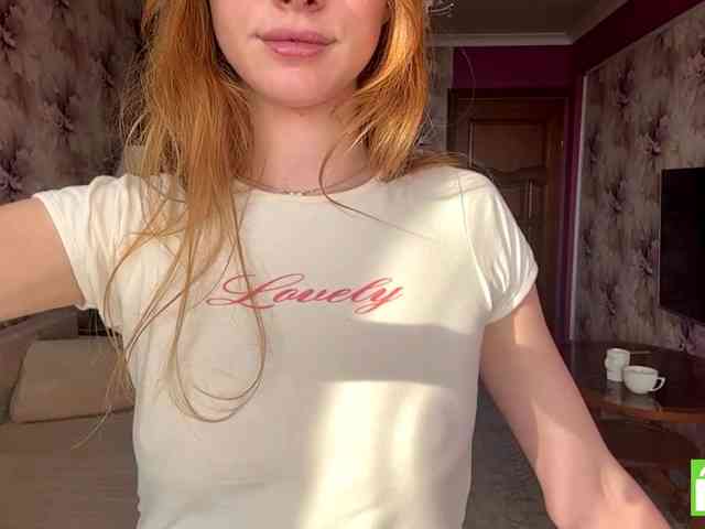 MagdaReino — live female cam on BongaCams
