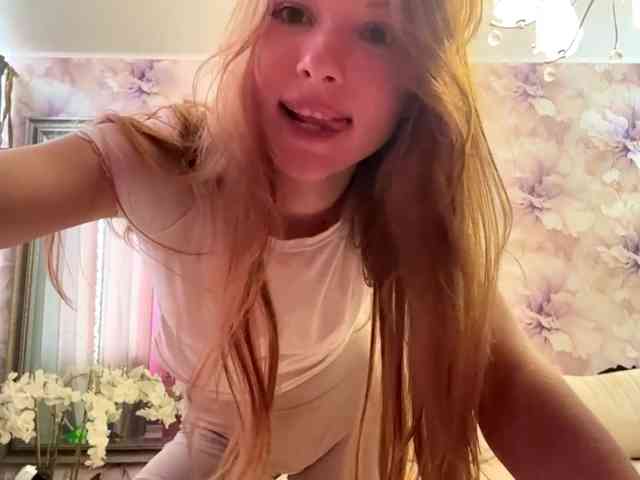 MagdaReino webcam