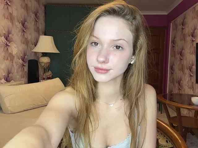 MagdaReino webcam