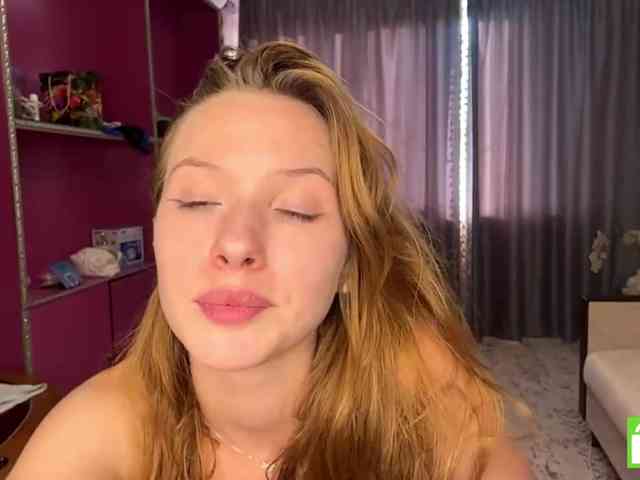 MagdaReino webcam