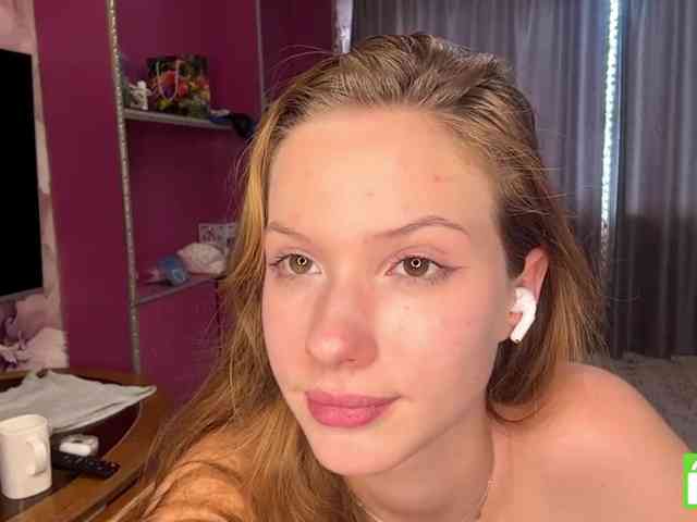MagdaReino webcam