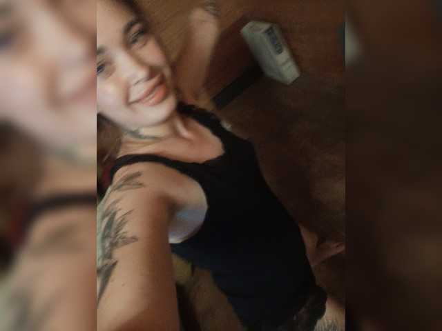 SanyaNastya live cam on BongaCams