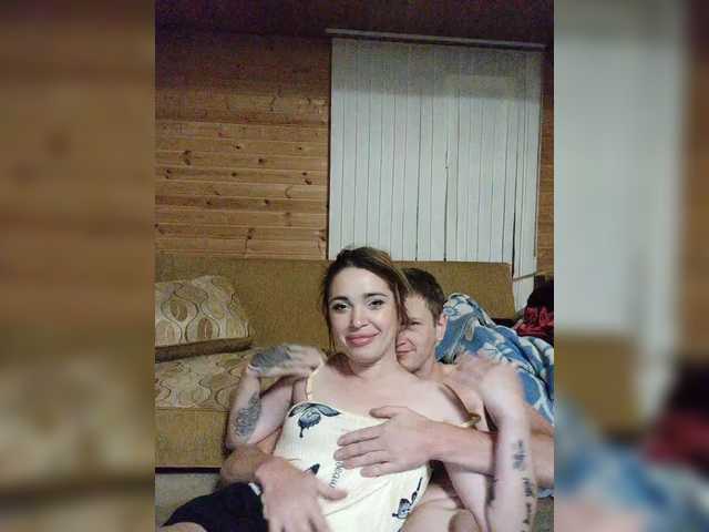 SanyaNastya live cam on BongaCams