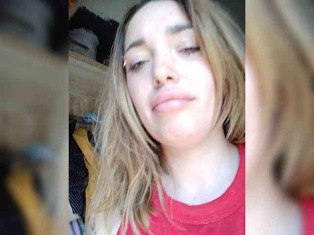 SanyaNastya webcam