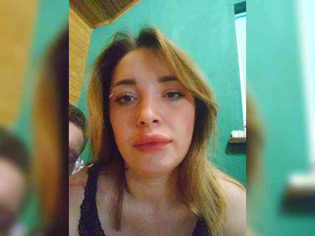 SanyaNastya webcam