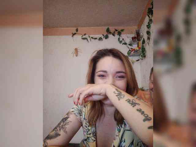 SanyaNastya webcam
