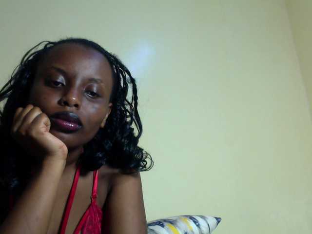 Lilpretty16 live cam on BongaCams