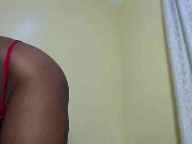 Lilpretty16 webcam
