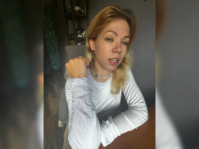 Lexy-Luna live cam on BongaCams