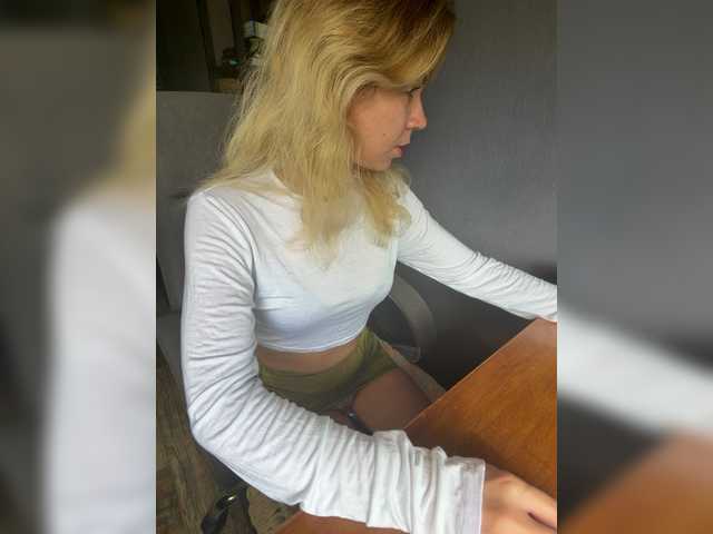 Lexy-Luna live cam on BongaCams