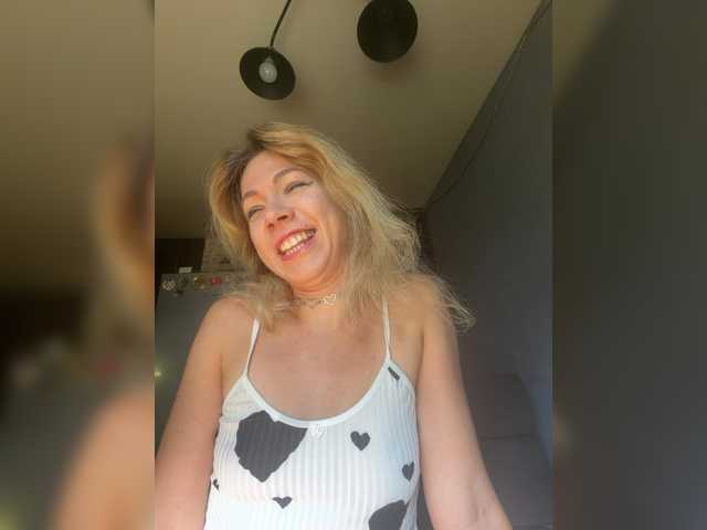 Lexy-Luna live cam on BongaCams